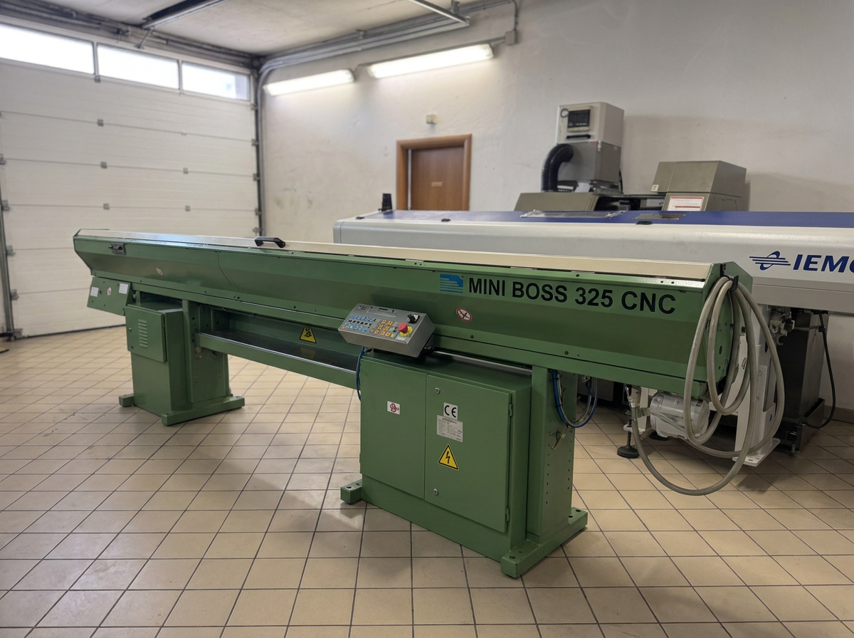 IEMCA BOSS MINI BOSS 325 CNC usato — Caricatori di barre disponibile a magazzino